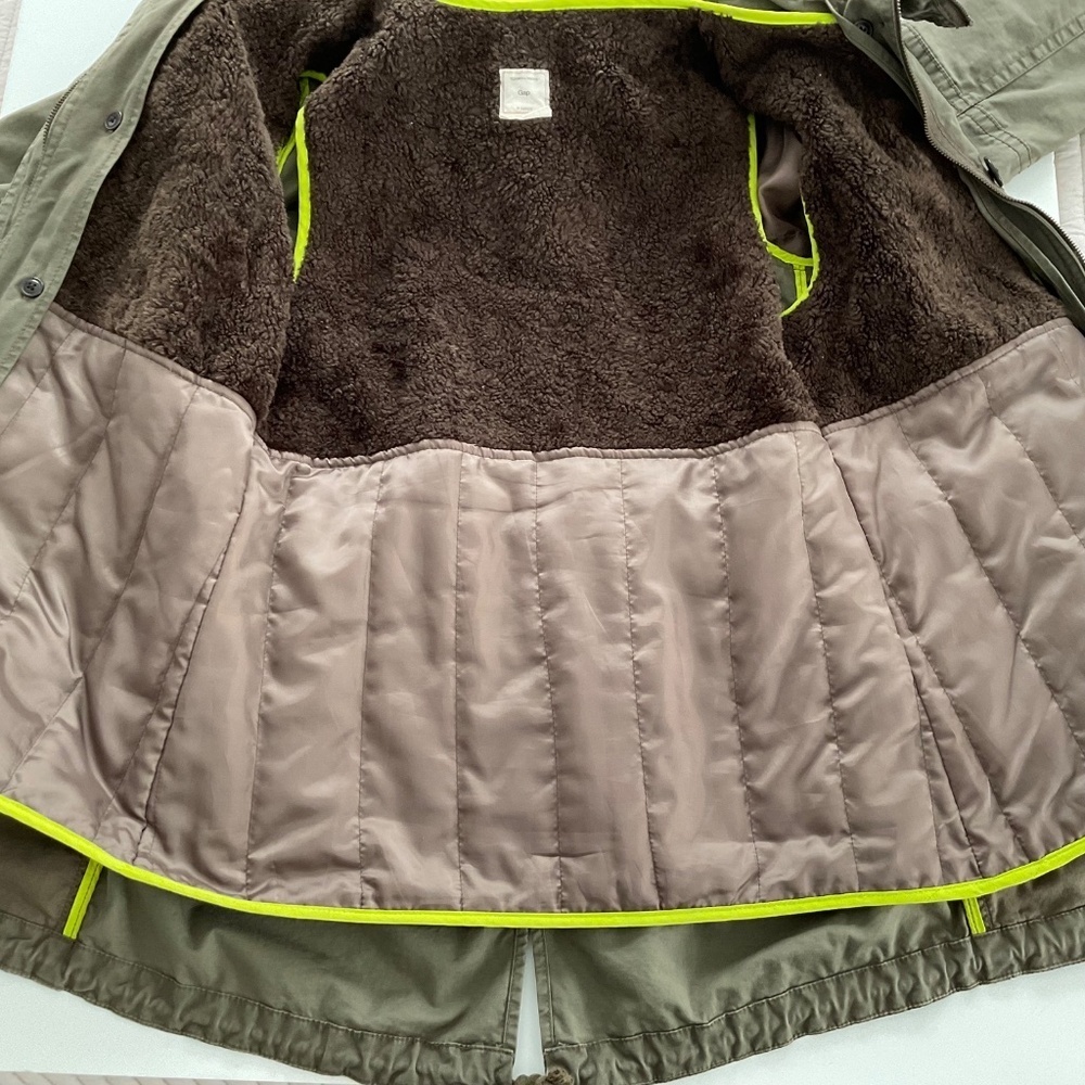 GAP Women's Hooded Utility Parka Jacket Sz S Olive Green Military Lined Winter - Picture 16 of 16